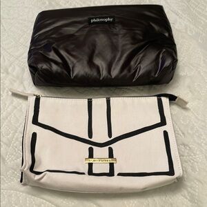 NWOT Set of 2 Cosmetic Makeup Bags or Zipper Cases